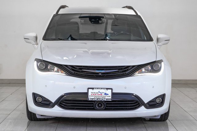 Used 2019 Chrysler Pacifica Limited w/ Advanced Safetytec Group image 3