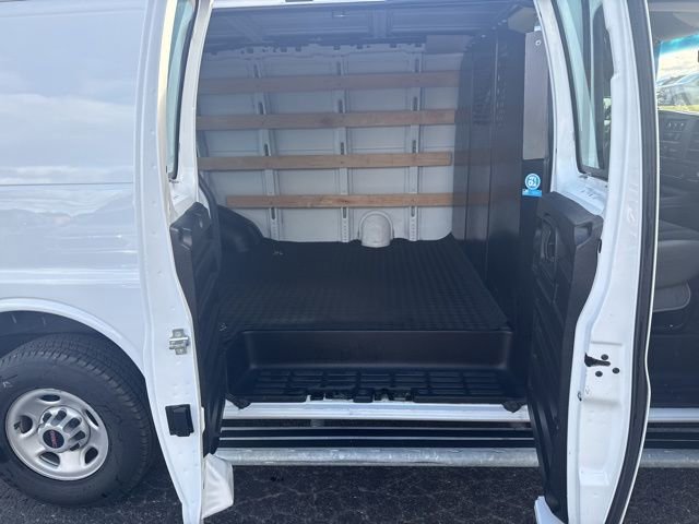 Certified 2023 GMC Savana 2500 w/ Driver Convenience Package image 14