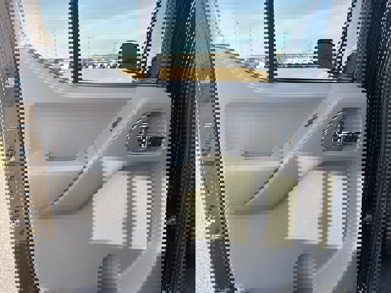 Used 2019 Nissan Frontier Desert Runner image 20