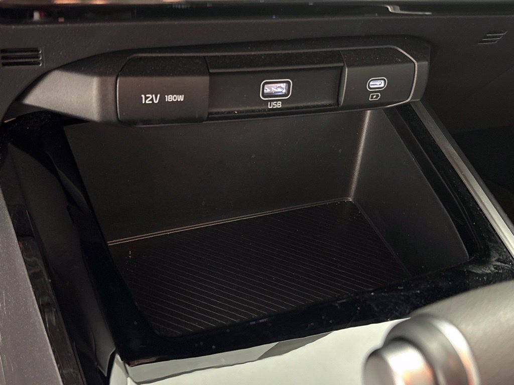 New 2026 Kia Niro LX FWD image 36