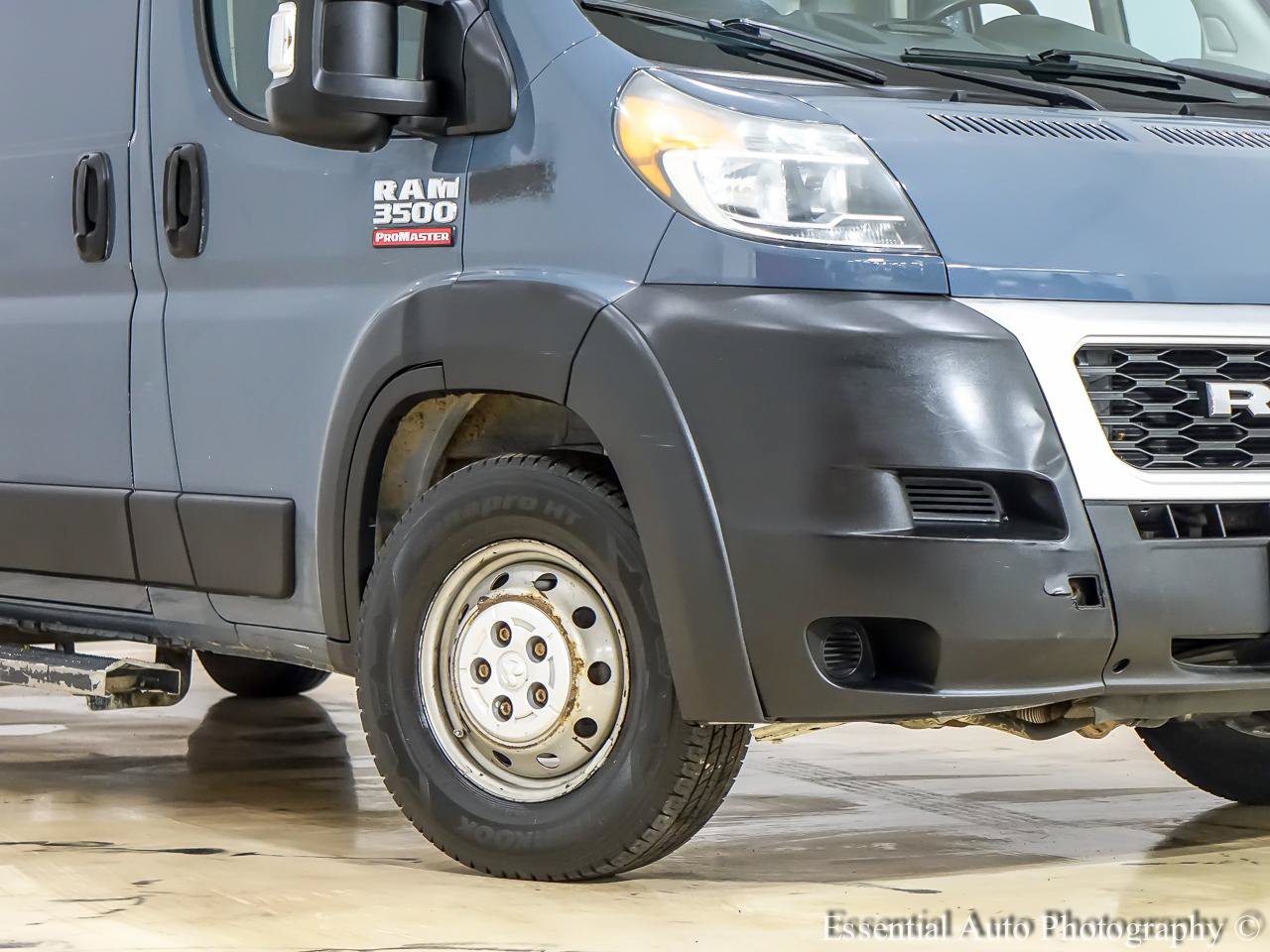 Used 2020 RAM ProMaster 3500 FWD image 3