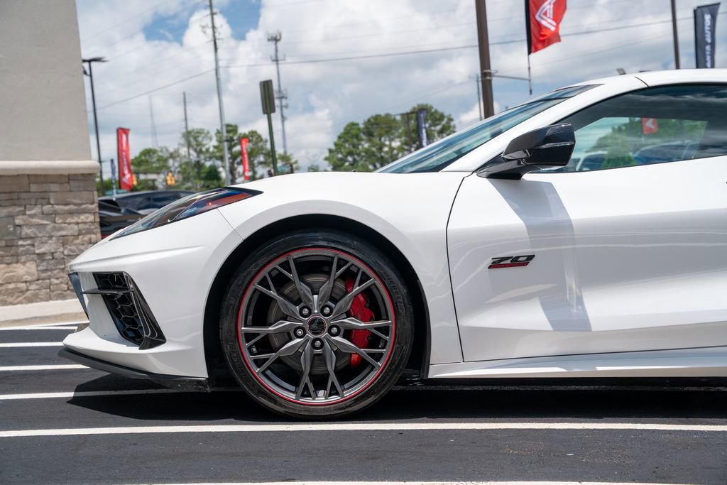 Used 2023 Chevrolet Corvette Stingray Premium Conv w/ Z51 Performance Package RWD image 25