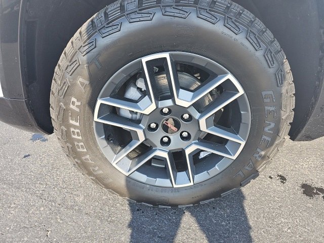 New 2026 GMC Terrain AT4 w/ LPO, Floor Liner Package image 73