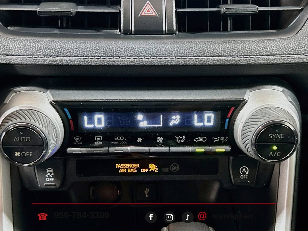 Used 2020 Toyota RAV4 XLE FWD image 14