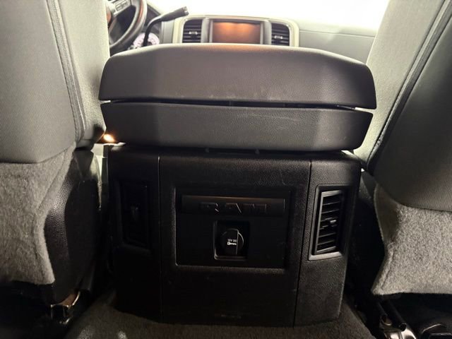 Used 2015 RAM 2500 Big Horn image 28