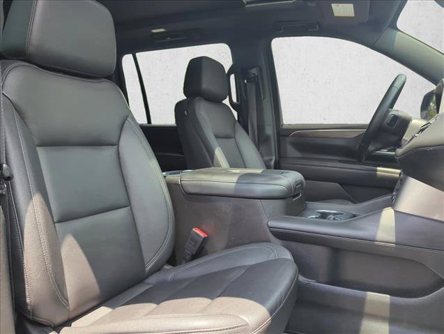 Used 2023 Chevrolet Suburban Z71 w/ Z71 Off-Road Package AWD/4WD image 27