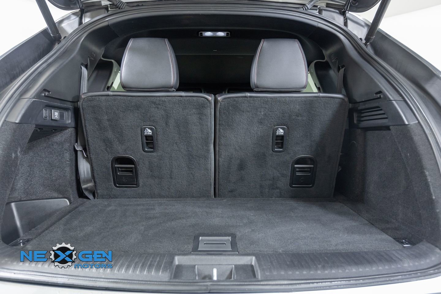 Used 2023 Acura MDX A-Spec AWD/4WD image 35