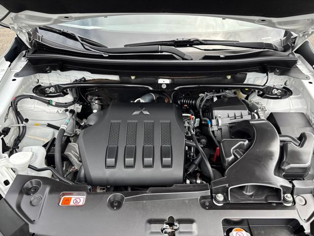 Used 2020 Mitsubishi Eclipse Cross AWD image 34