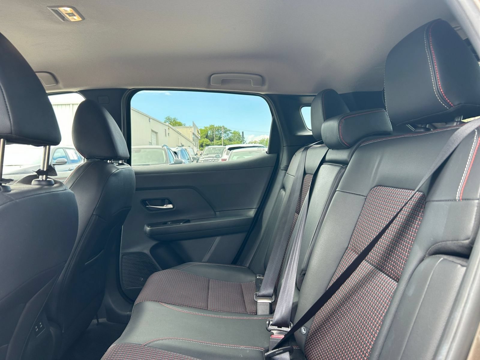Used 2026 Nissan Kicks SR AWD/4WD image 20