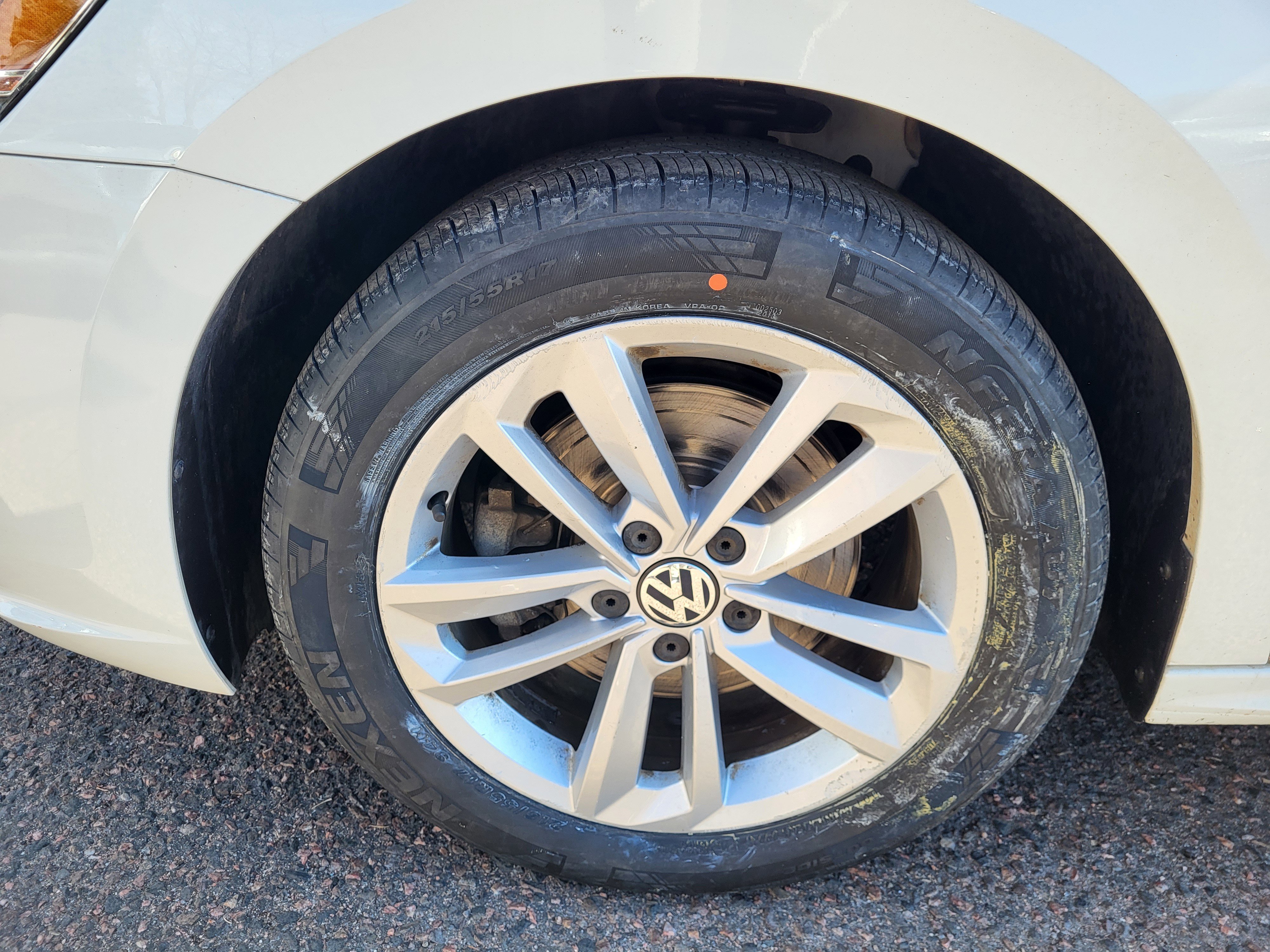 Used 2020 Volkswagen Passat 2.0T SE image 18