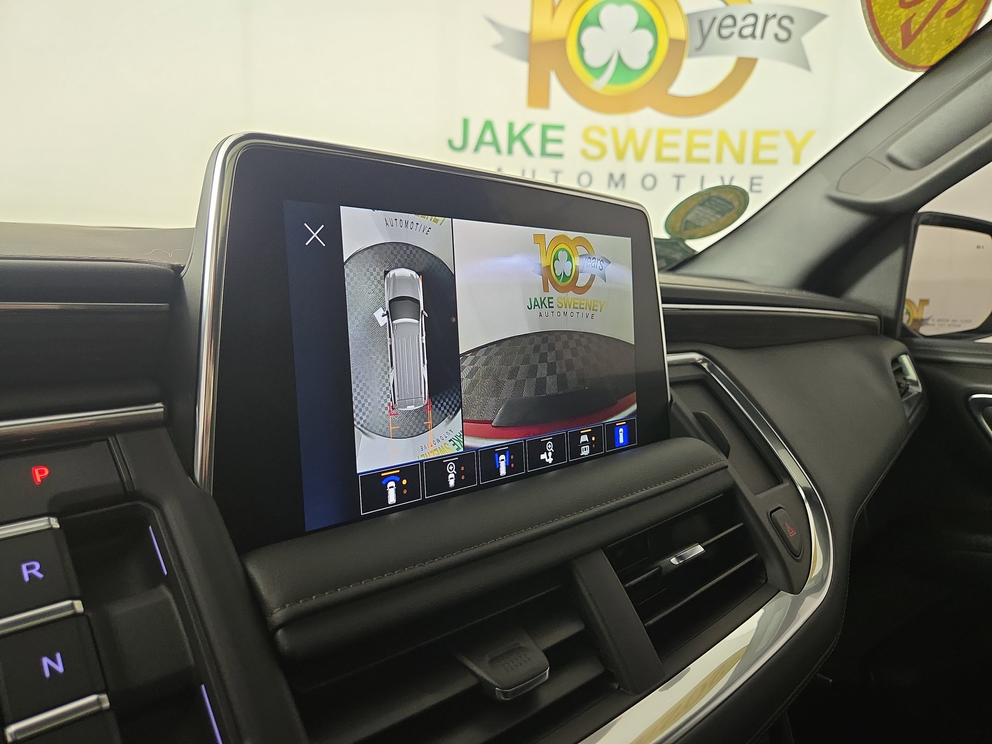 Certified 2024 Chevrolet Tahoe High Country AWD/4WD image 22