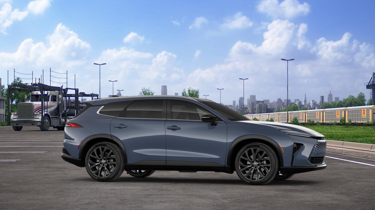 New 2025 Toyota Crown Signia w/ Advanced Technology Package image 20