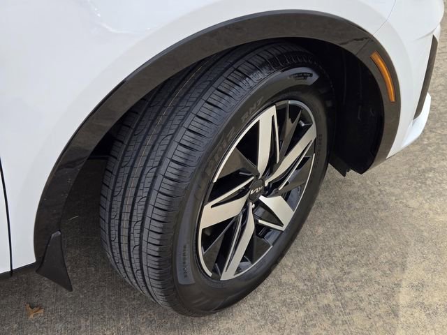 Used 2022 Kia Sorento EX w/ Panoramic Sunroof Package image 6