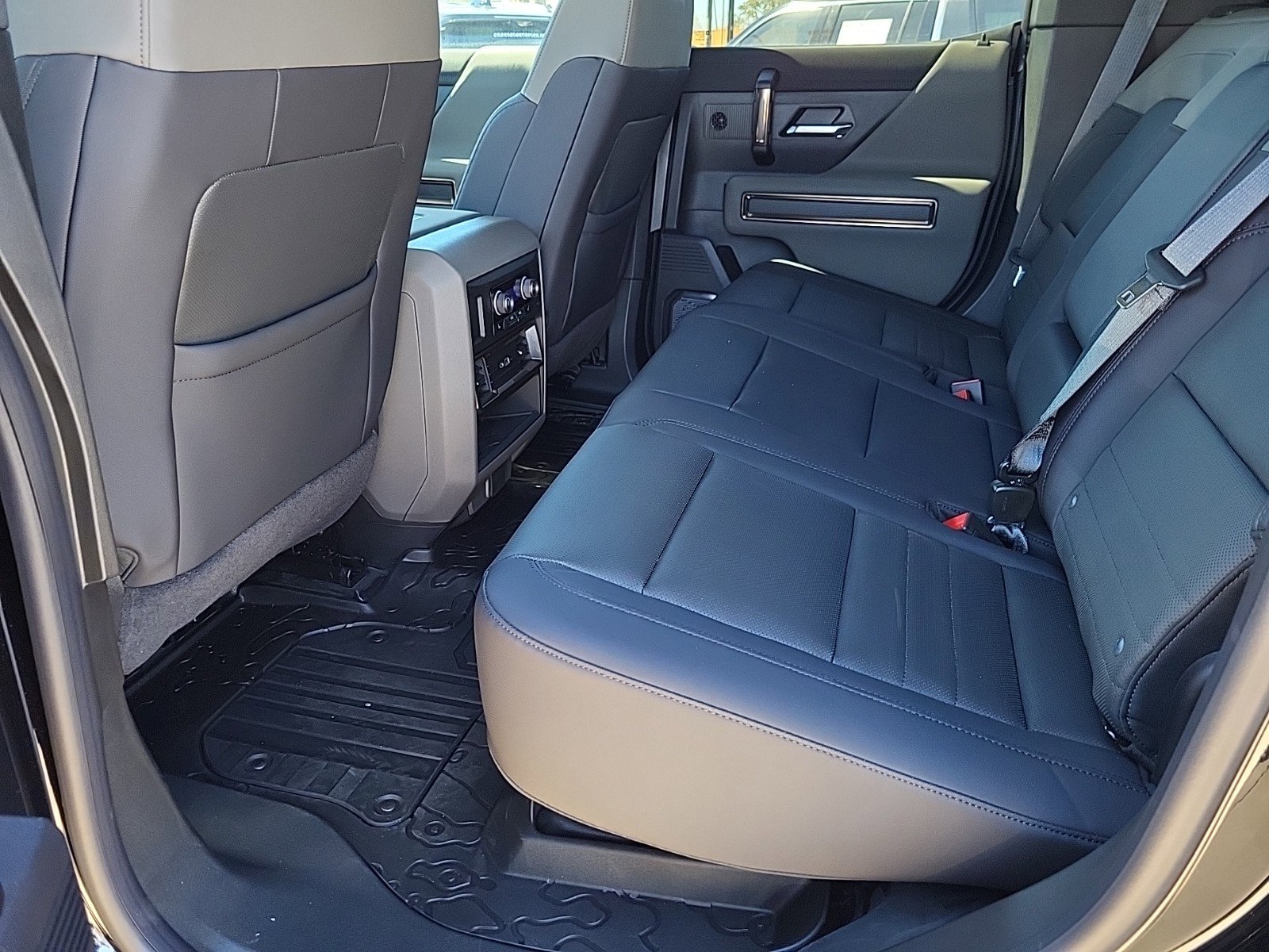 New 2025 GMC Hummer EV 3X w/ LPO, Sport Package image 12