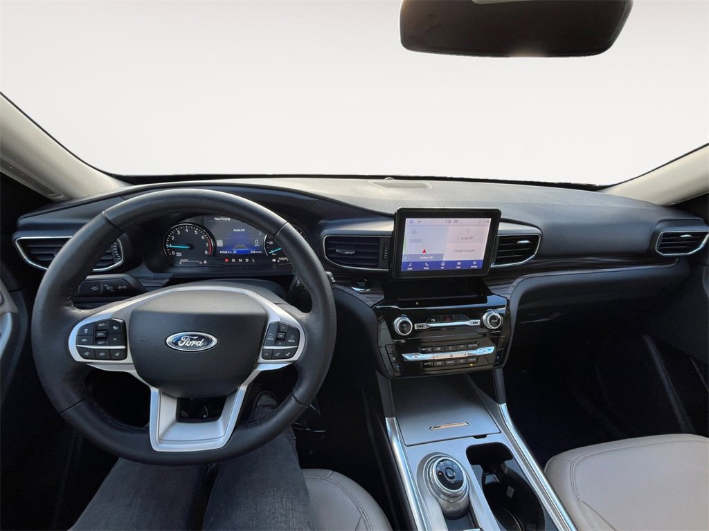 Used 2024 Ford Explorer Limited image 10