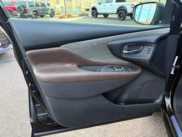 Used 2018 Nissan Murano Platinum image 13