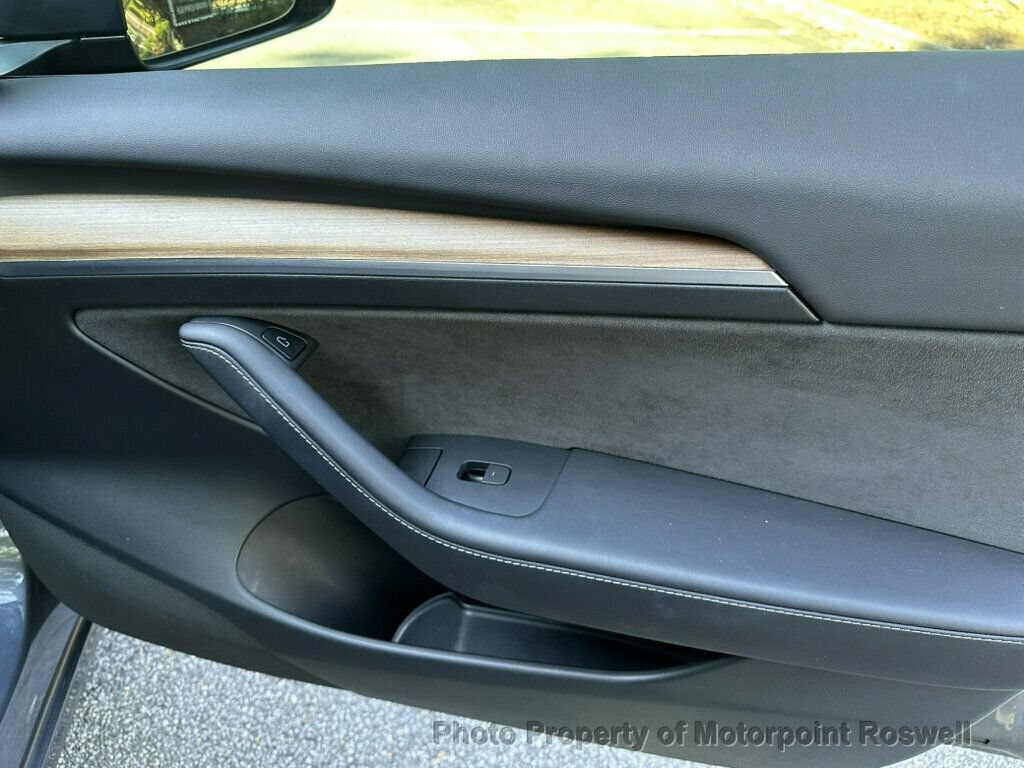 Used 2023 Tesla Model 3 Standard Range RWD image 23