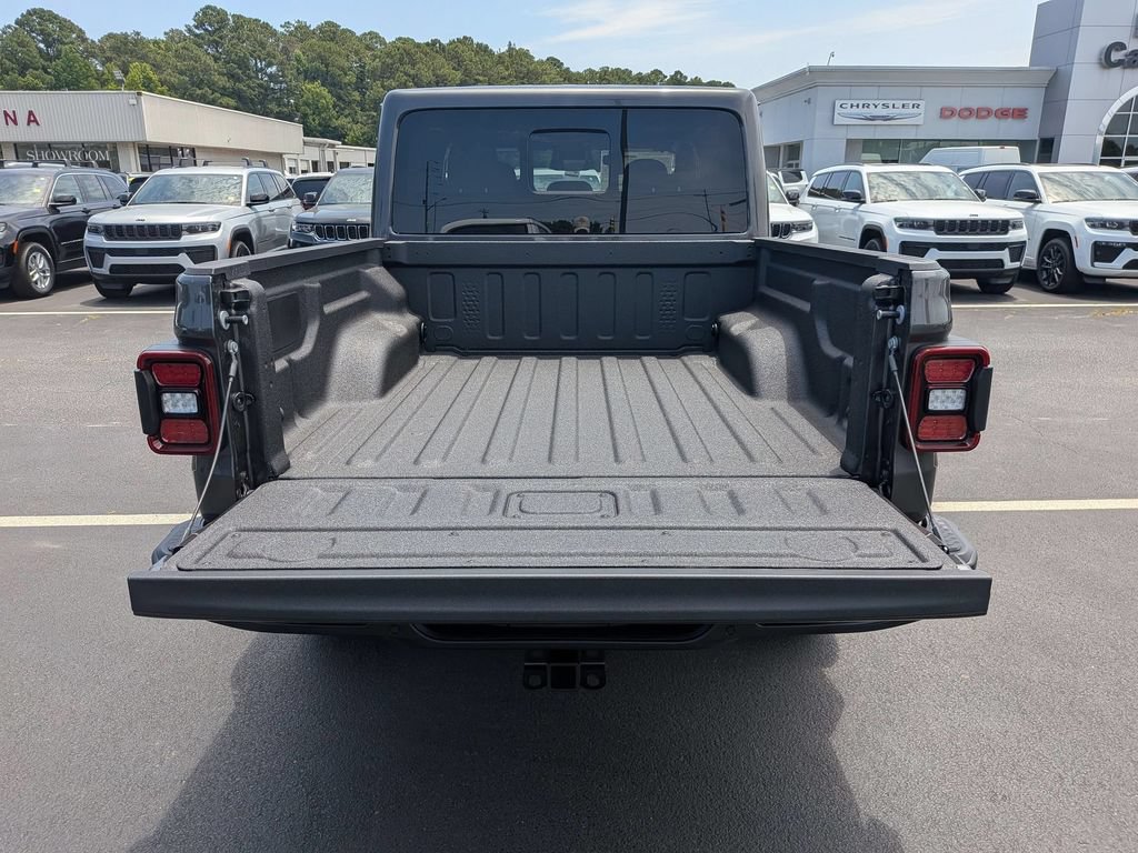 New 2026 Jeep Gladiator Sport AWD/4WD image 23