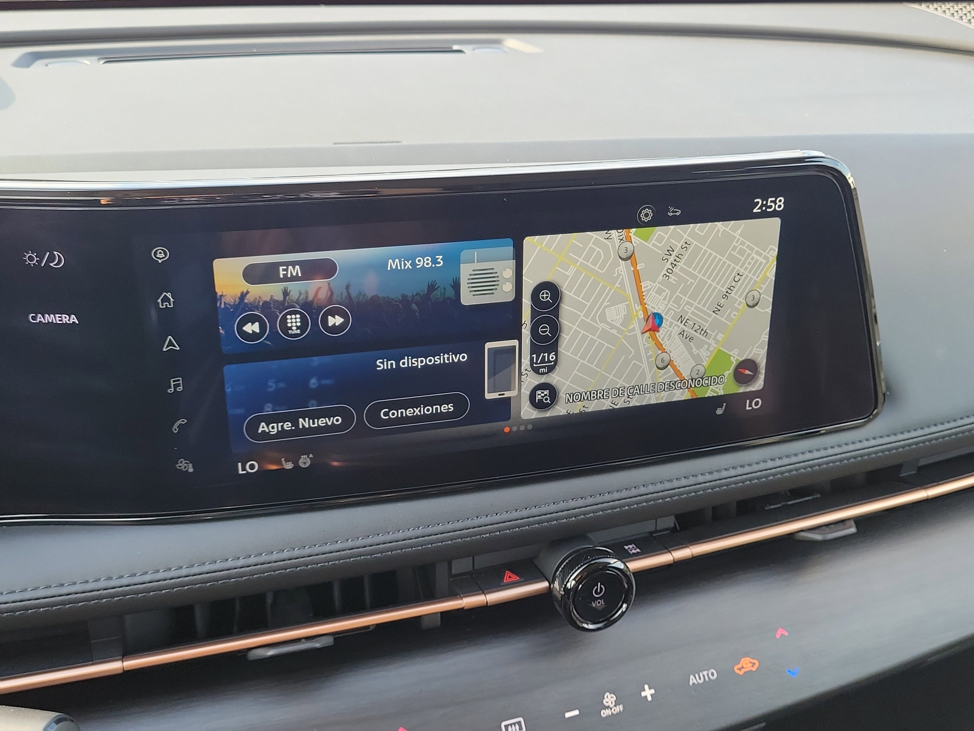 Certified 2023 Nissan Ariya FWD image 8