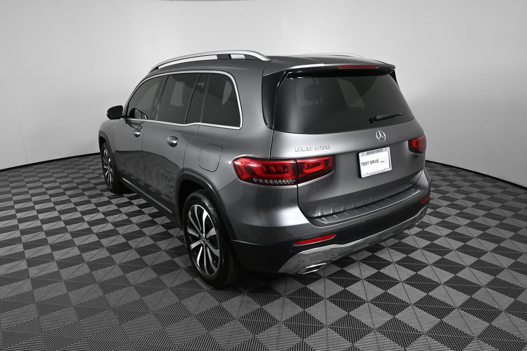 Certified 2023 Mercedes-Benz GLB 250 image 4