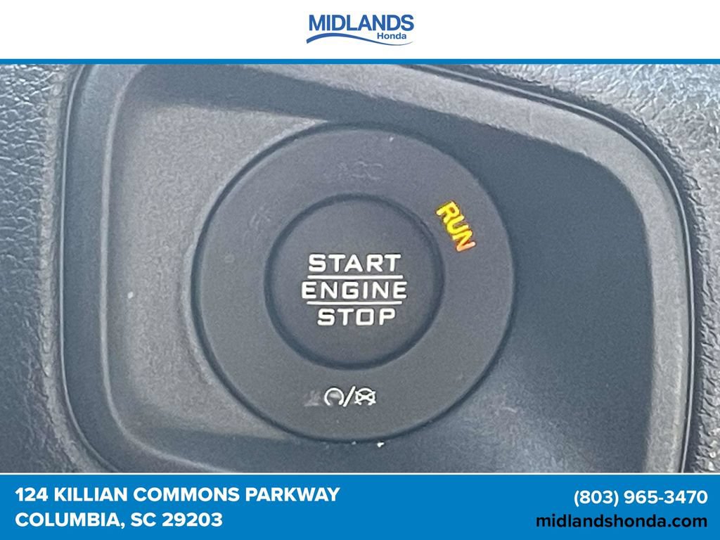 Used 2024 Jeep Wrangler Unlimited AWD/4WD image 24