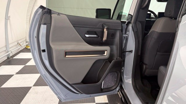Used 2024 GMC Hummer EV 3X AWD/4WD image 19