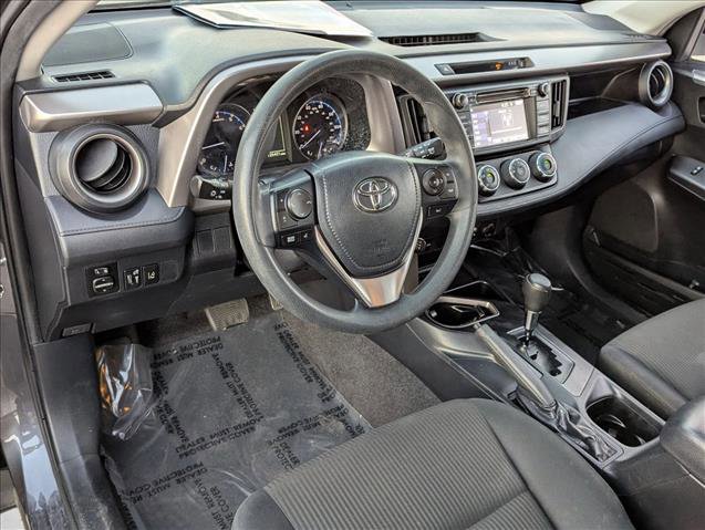 Used 2017 Toyota RAV4 LE image 10