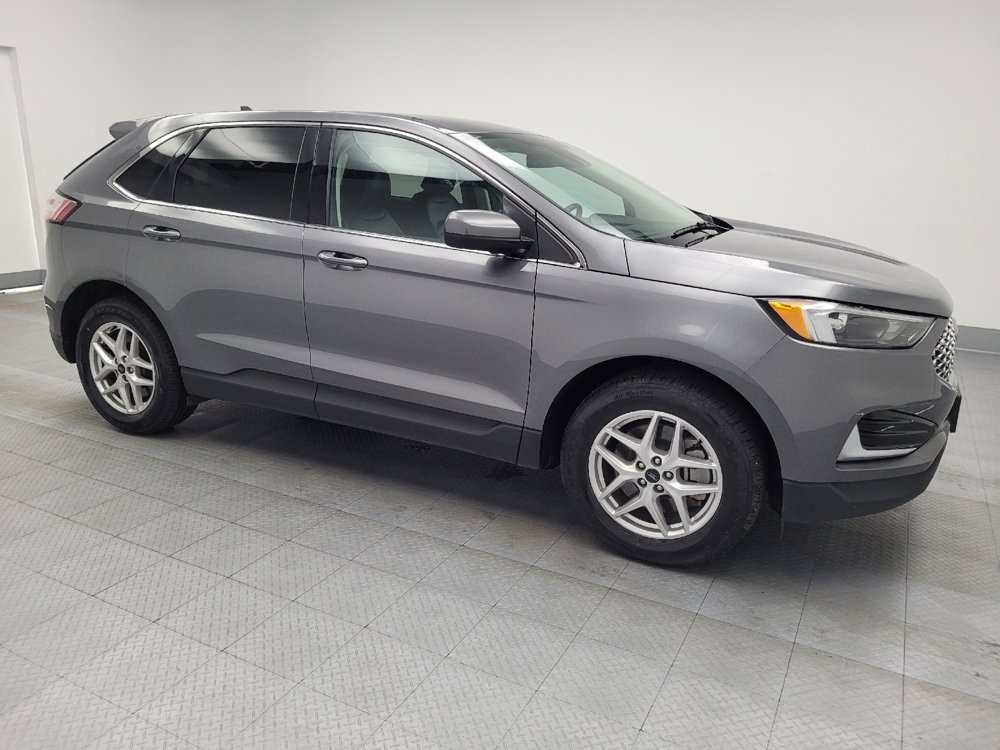 Used 2023 Ford Edge SEL image 11