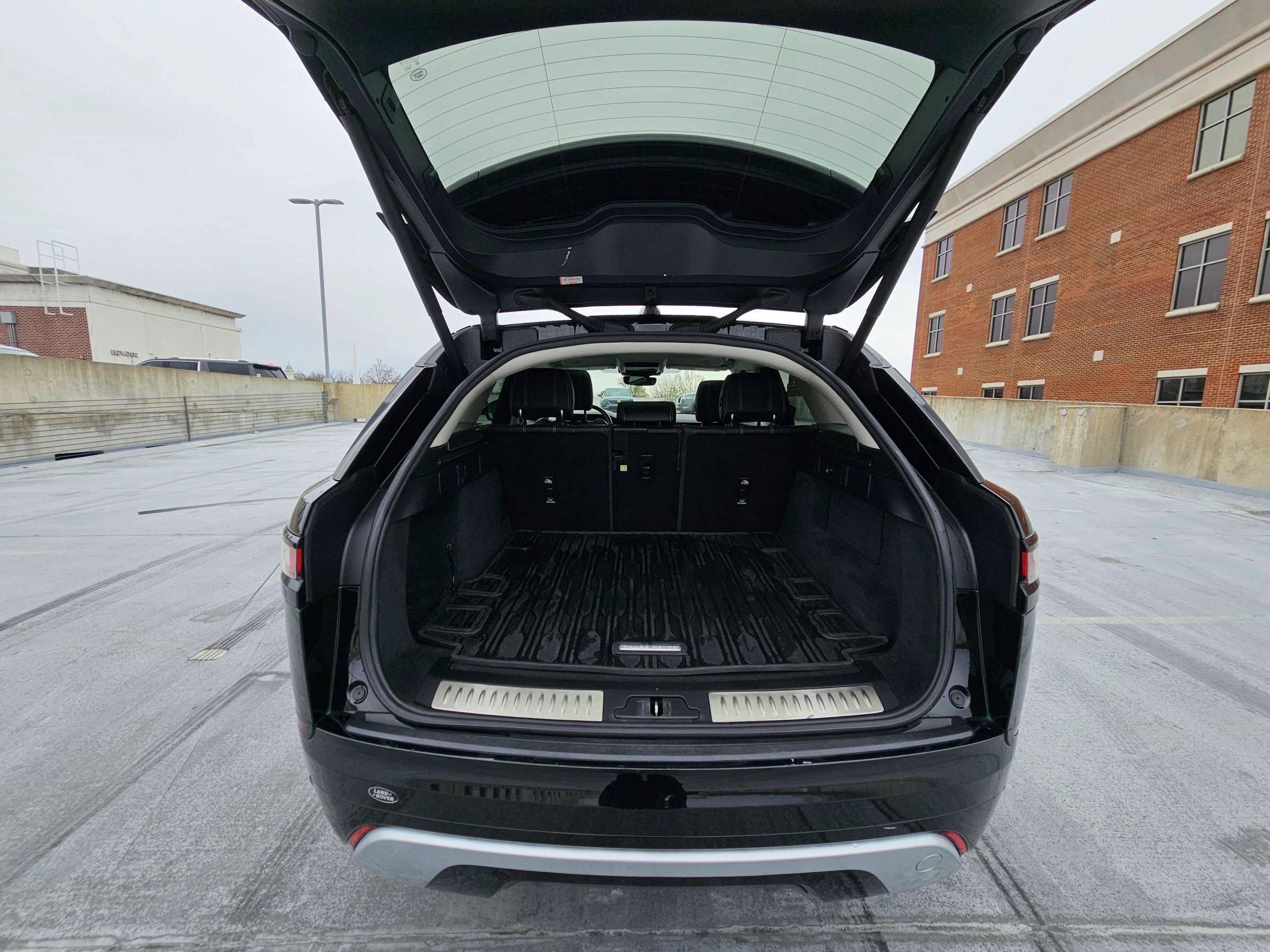 Used 2021 Land Rover Range Rover Velar S image 20