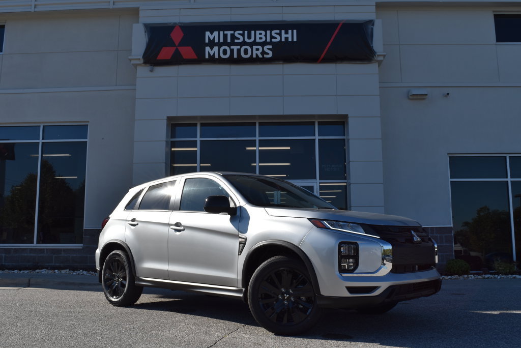 New 2027 Mitsubishi Outlander Sport LE