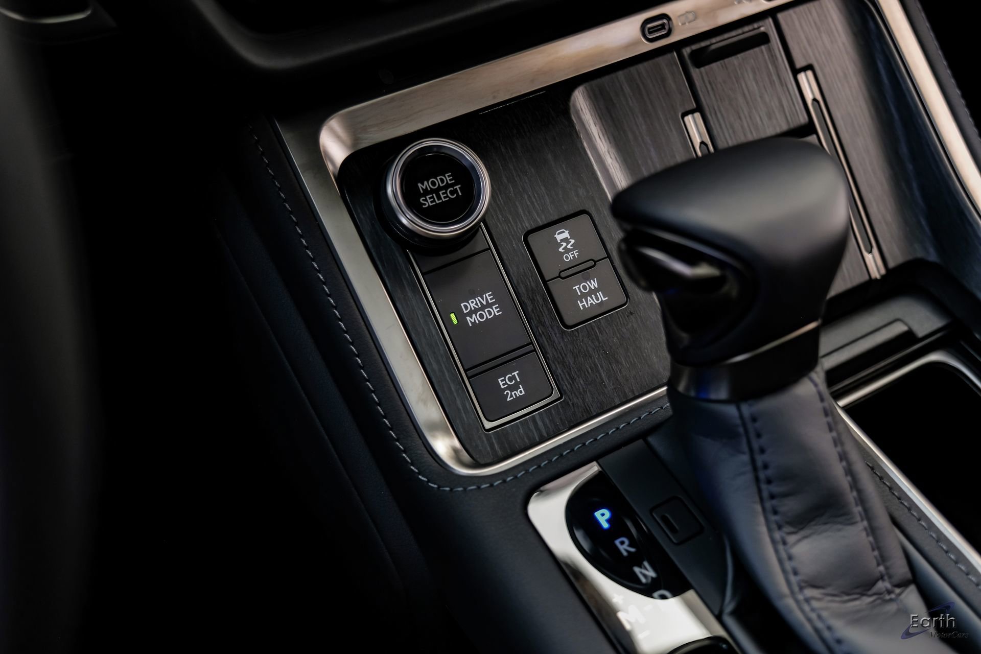 Used 2025 Lexus GX 550 550 Luxury+ HUD Traffic Jam As w/ Accessory Package (Z1) image 57