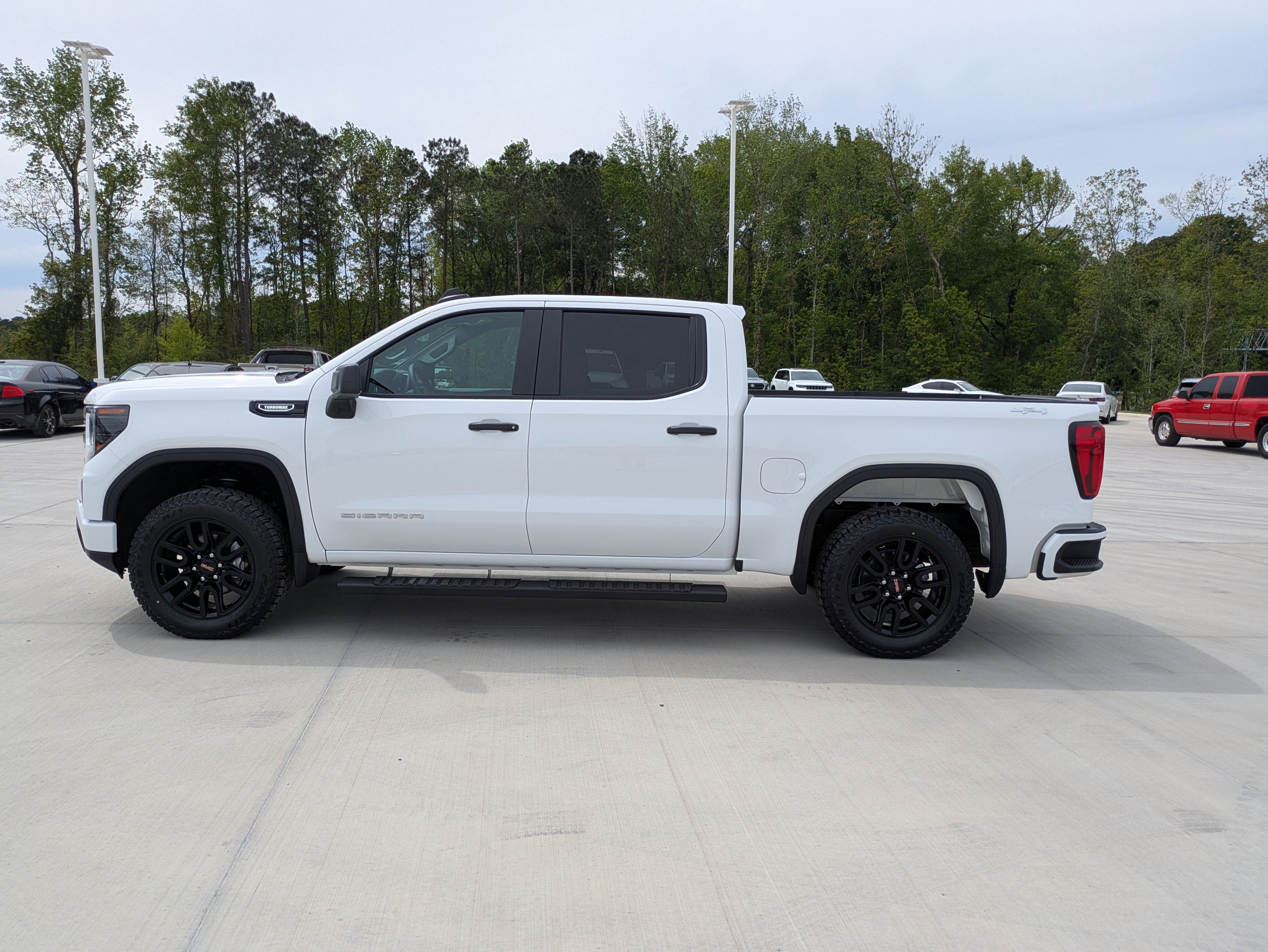 Used 2026 GMC Sierra 1500 Pro w/ Graphite Edition AWD/4WD image 4