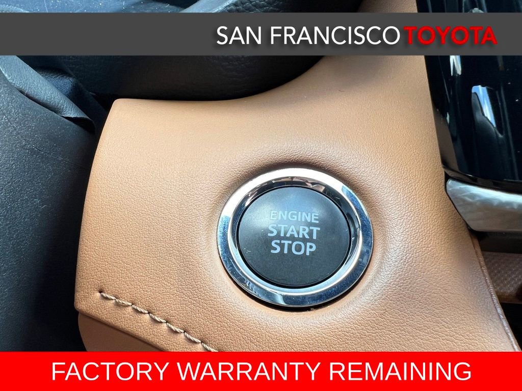Used 2023 Toyota Highlander Platinum FWD image 25