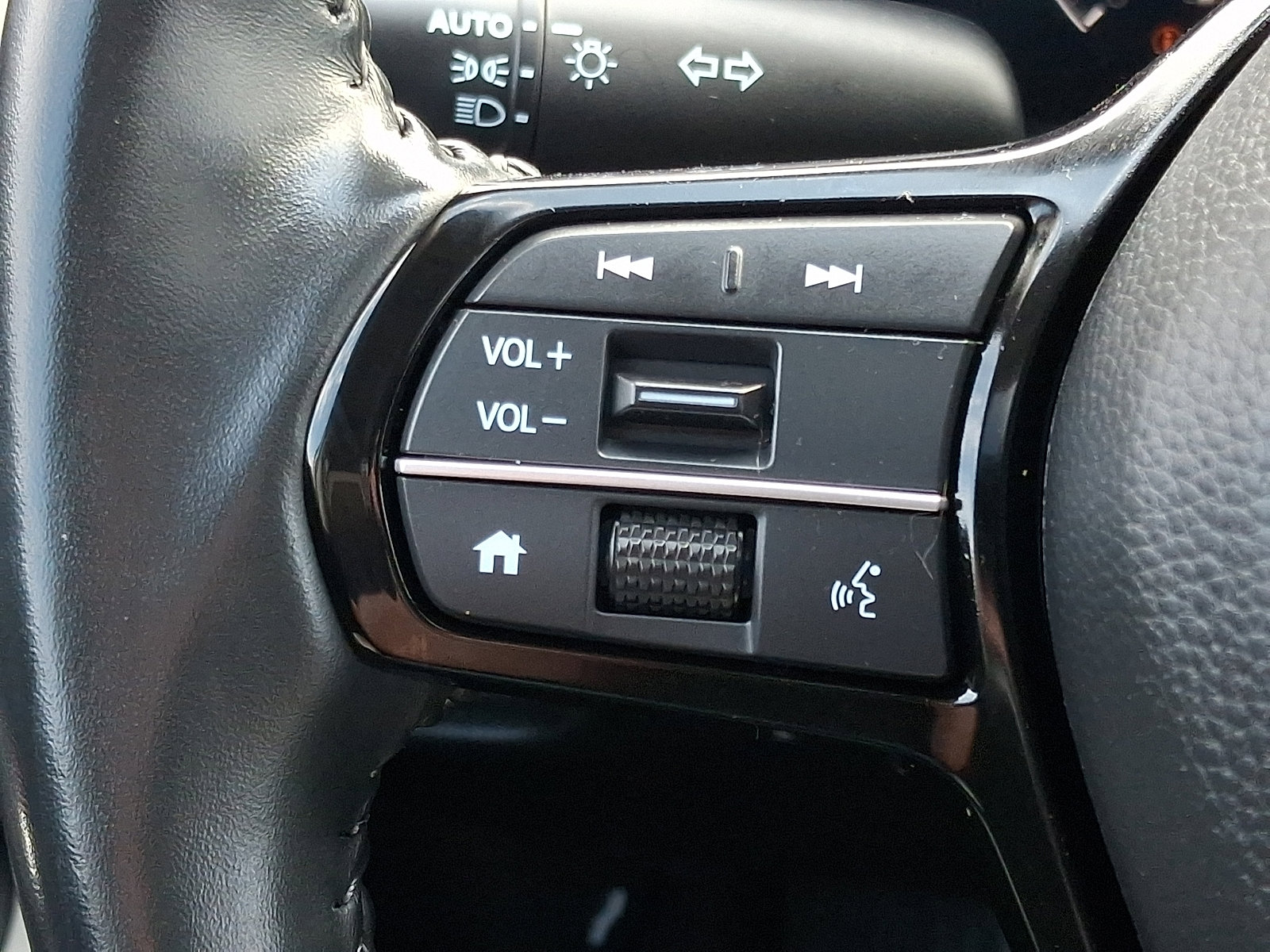 Used 2024 Honda HR-V EX-L image 21