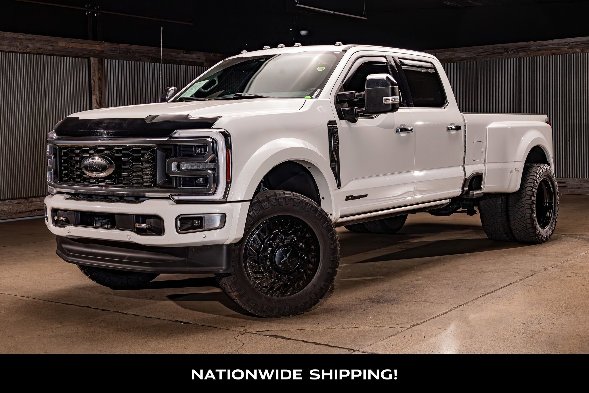 Used 2023 Ford F450 Platinum w/ FX4 Off-Road Package image 4