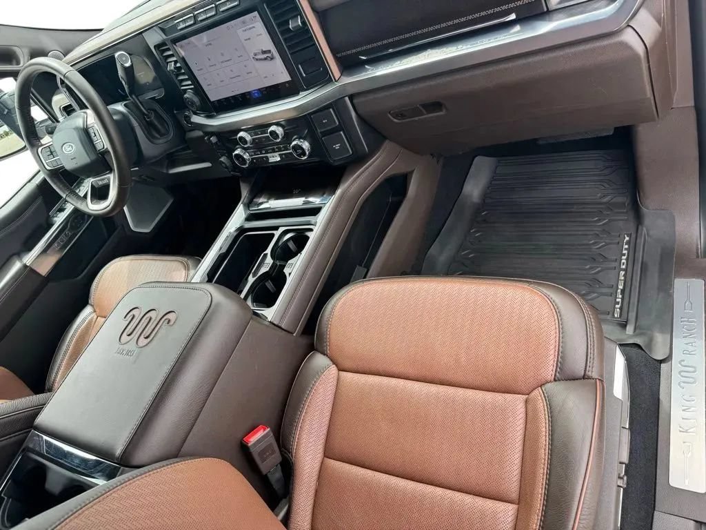 Used 2024 Ford F250 King Ranch w/ Chrome Package AWD/4WD image 14