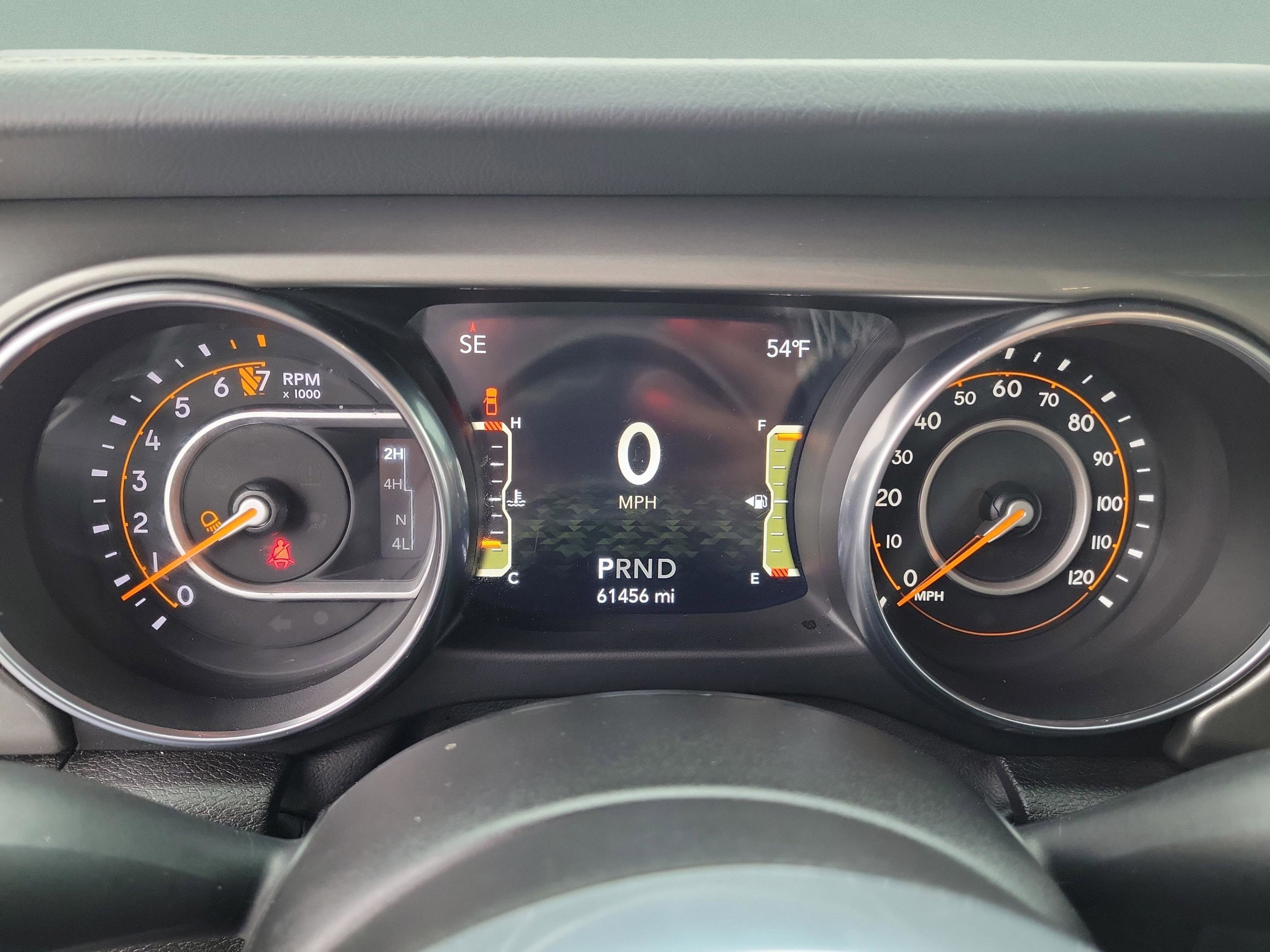 Used 2022 Jeep Gladiator Overland w/ Cold Weather Group image 13