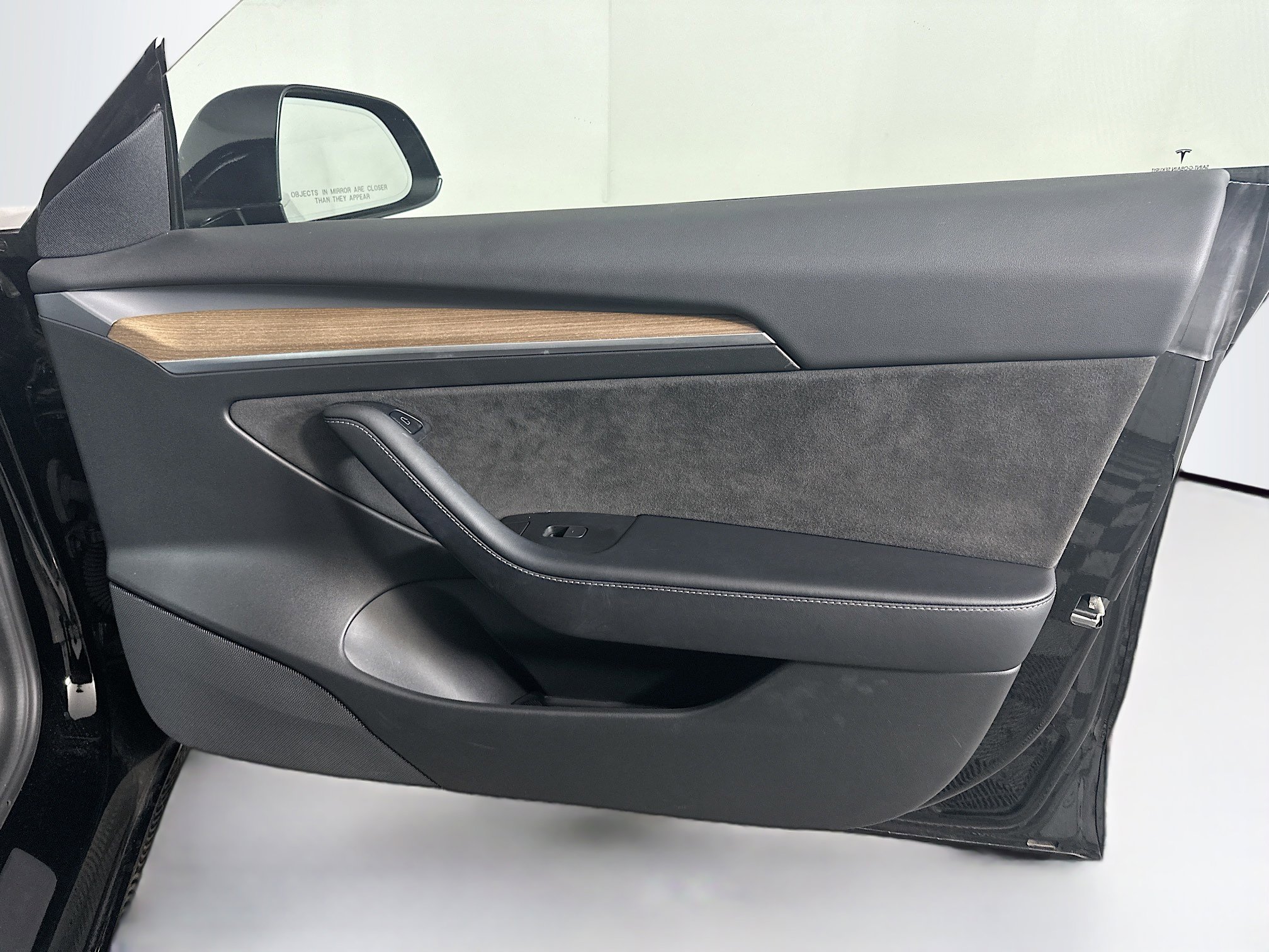 Used 2022 Tesla Model 3 Standard Range image 33