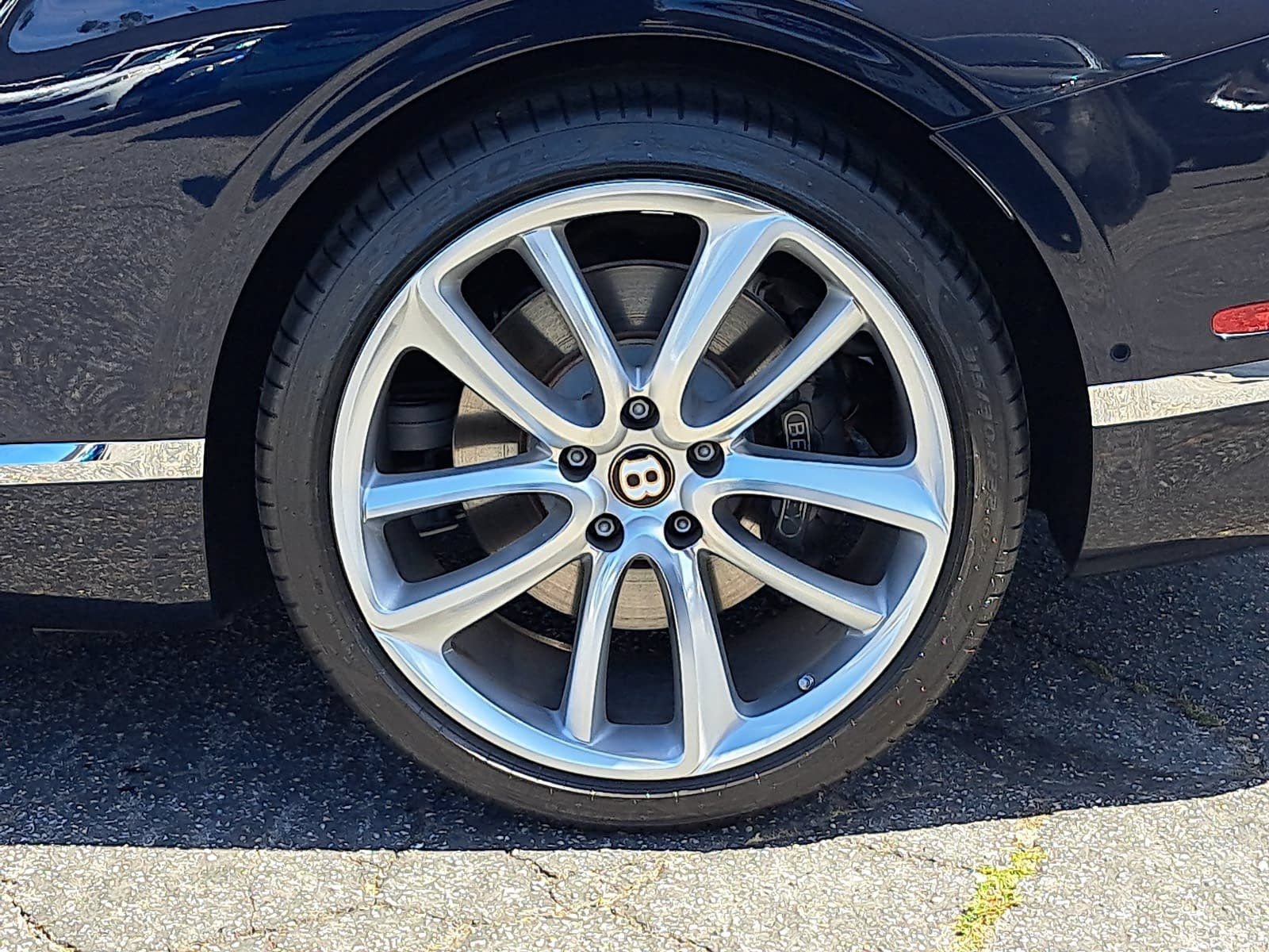 Used 2020 Bentley Continental GT AWD/4WD image 36