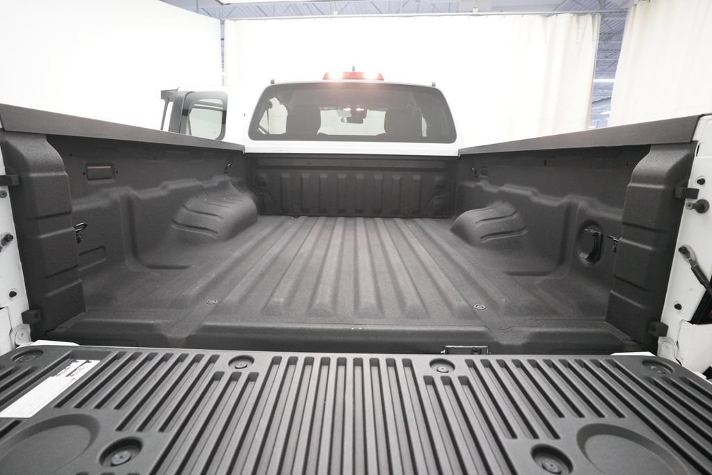Used 2024 Nissan Frontier S w/ Technology Package AWD/4WD image 10