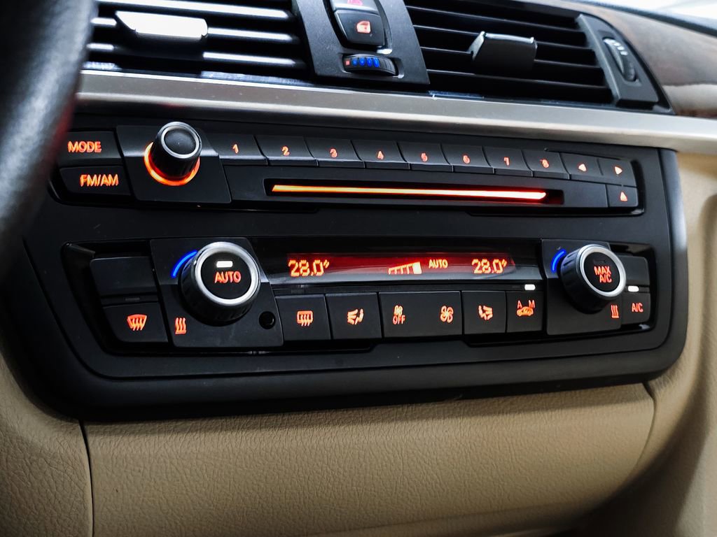 Used 2014 BMW 328i Sedan image 29