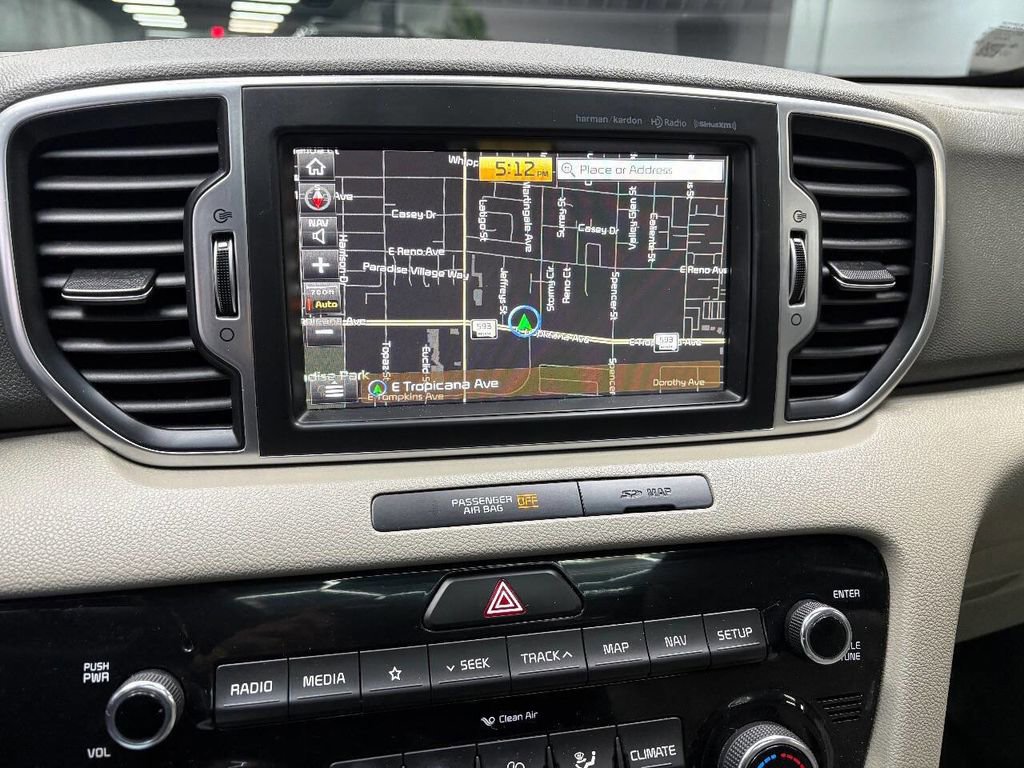 Used 2018 Kia Sportage EX w/ EX Technology Package image 15