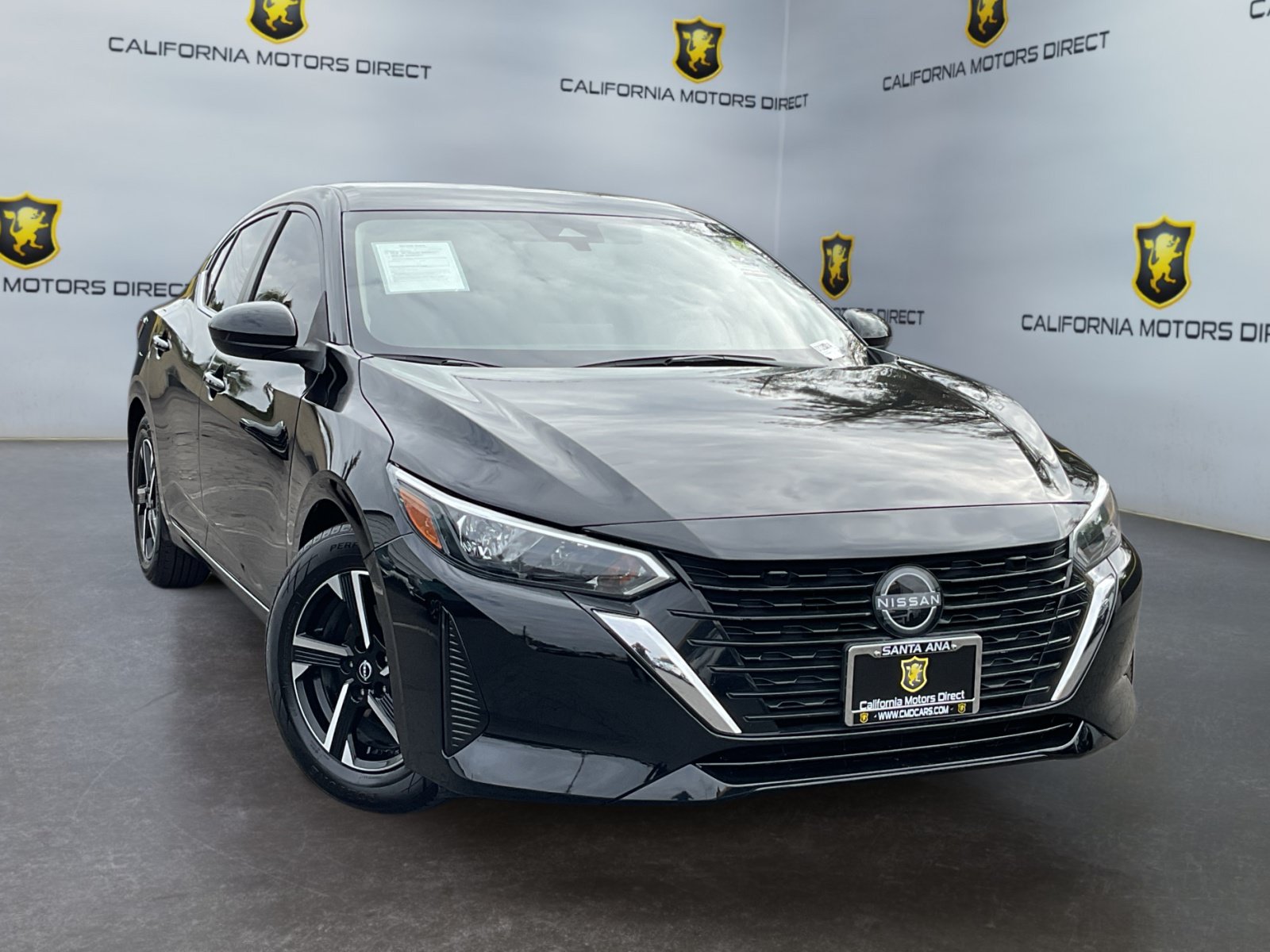 Used 2025 Nissan Sentra SV FWD image 3