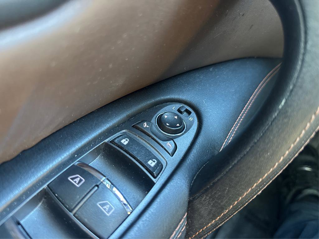 Used 2020 Nissan Armada Platinum w/ Platinum Reserve Package image 31