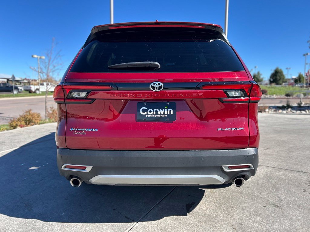 Used 2025 Toyota Grand Highlander AWD Hybrid image 8