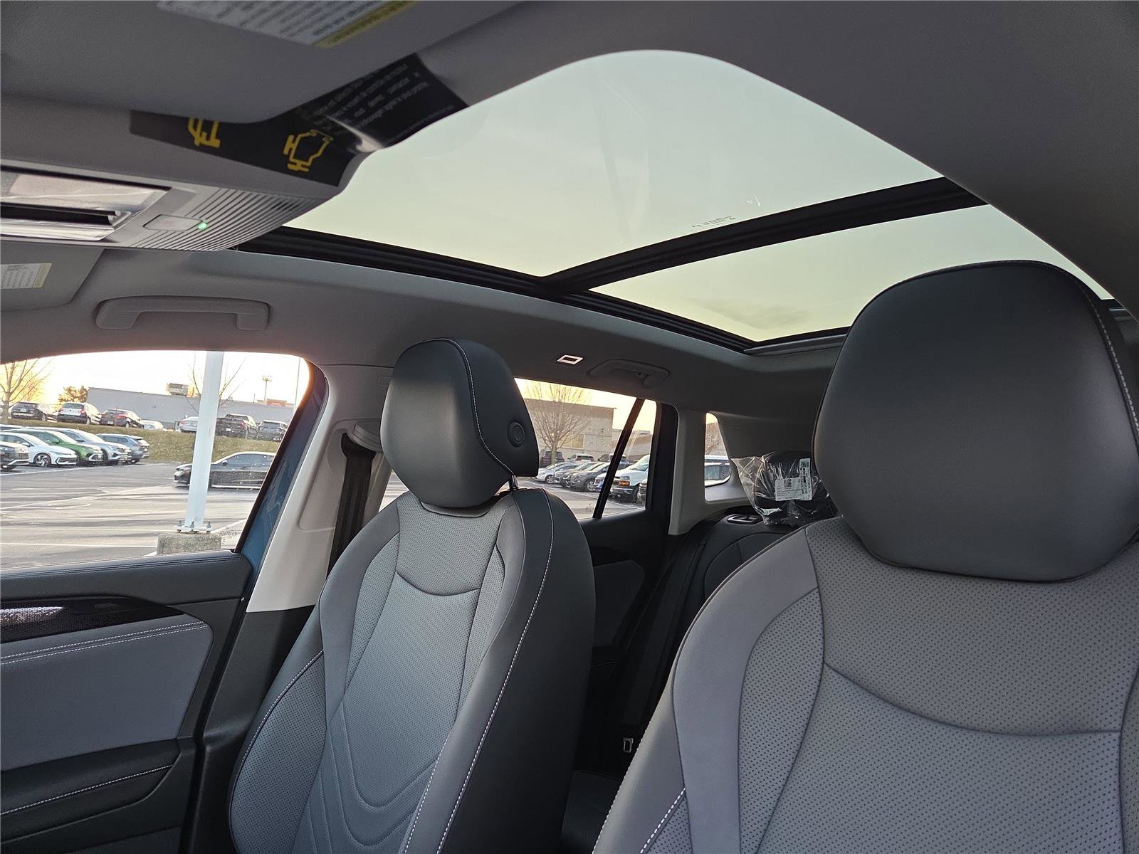 New 2026 Volkswagen Tiguan SE image 21