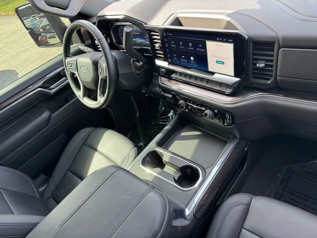 Used 2025 Chevrolet Silverado 3500 LTZ w/ Trail Boss Package image 27