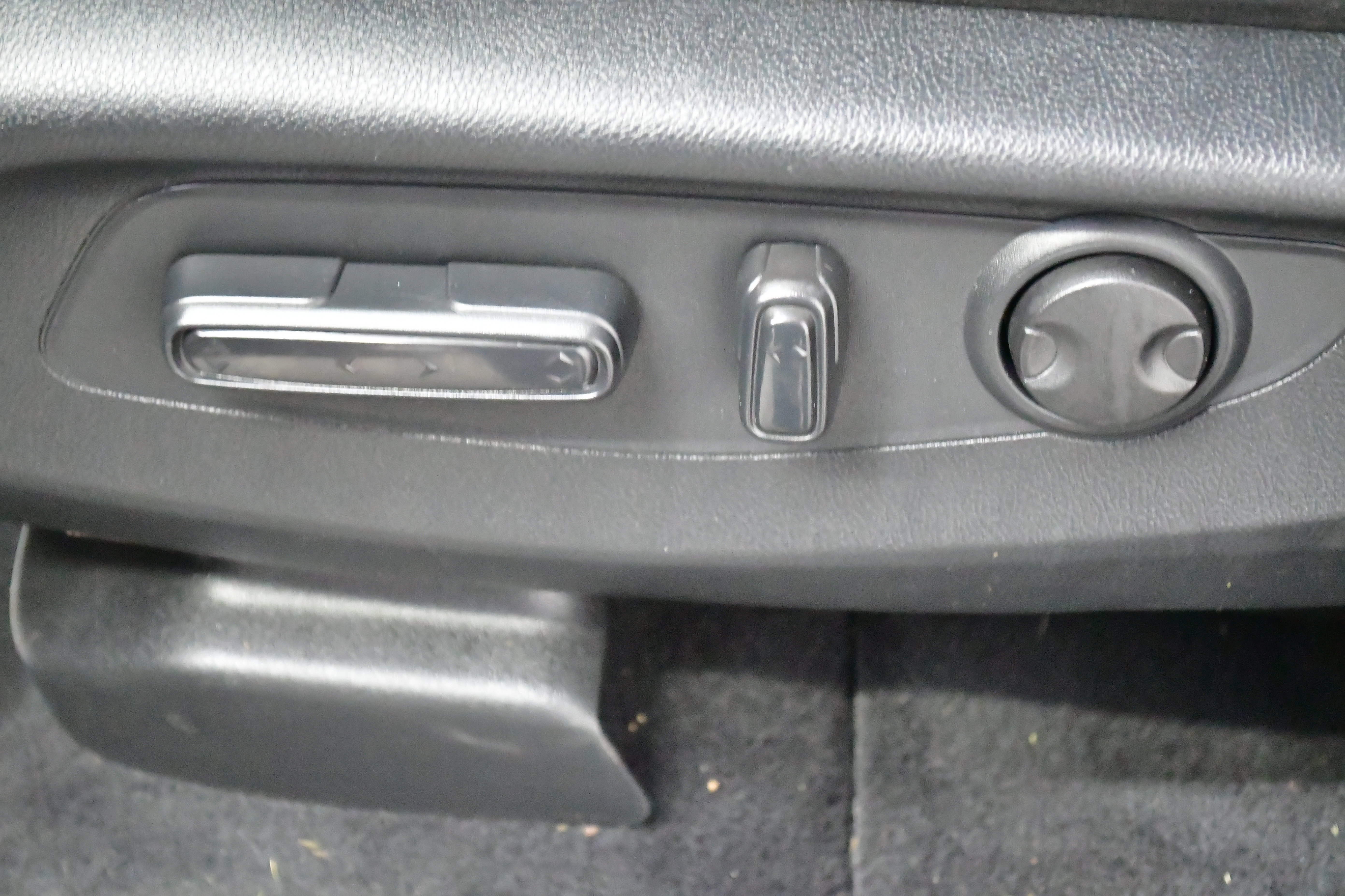 Used 2023 Honda CR-V EX image 13