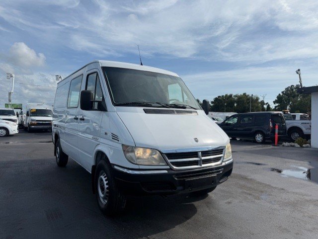 Used 2003 Dodge Sprinter 2500 image 3