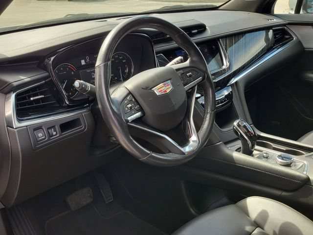 Used 2024 Cadillac XT6 Premium Luxury FWD image 17